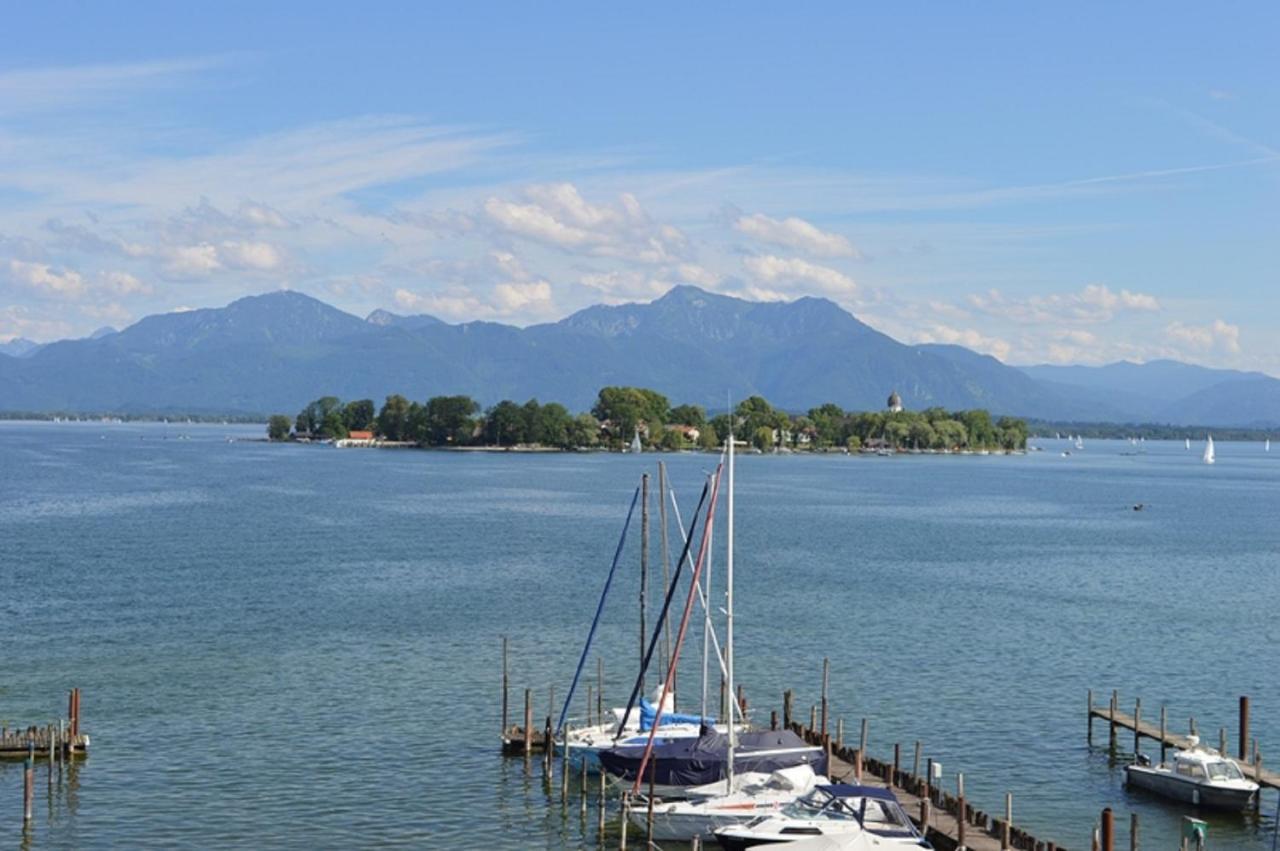 Gaestehaus Gruenaeugl Am See クシュタット・アム・キームゼー エクステリア 写真