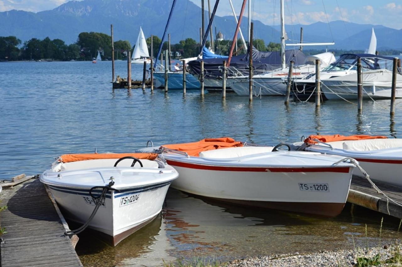 Gaestehaus Gruenaeugl Am See クシュタット・アム・キームゼー エクステリア 写真